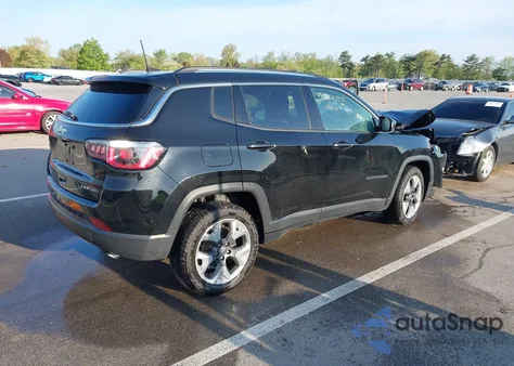 2019 Jeep Compass Limited 4X4 из США, поврежденный, VIN 3C4NJDCB7KT622852